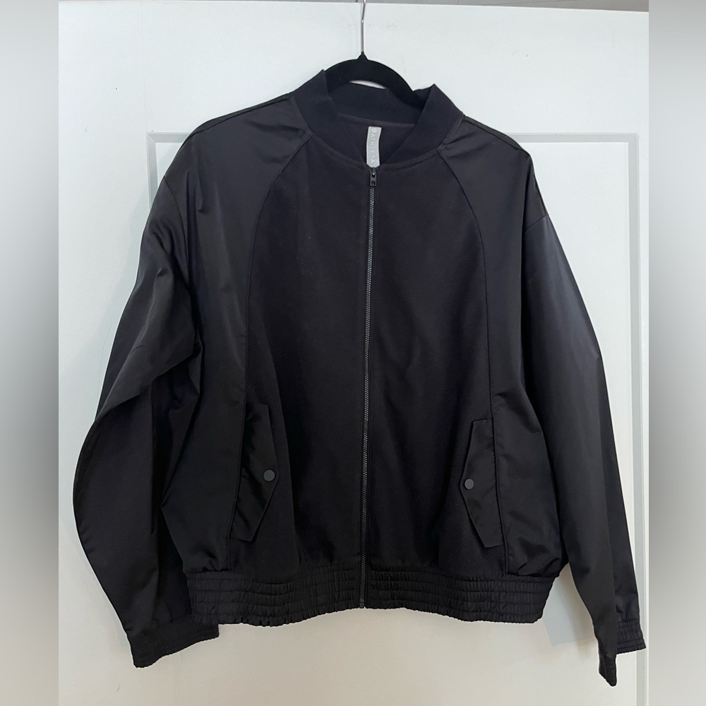 Athleta Lightweight Jacket size L